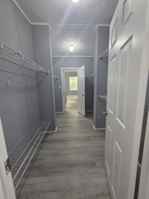 Entry Way - 1985 Andrews Rd, Murphy, NC 28906 photo 1 of 1