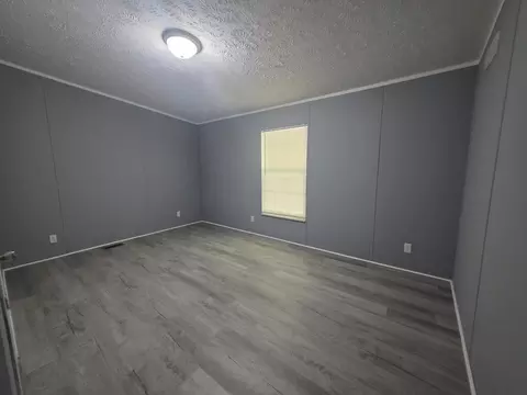 Bedroom - 1985 Andrews Rd, Murphy, NC 28906 photo 1 of 2