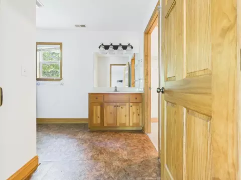 Bath - 121 High Ridge Rd, Murphy, NC 28906 photo 4 of 6