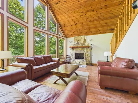 Living - 121 High Ridge Rd, Murphy, NC 28906 photo 1 of 6