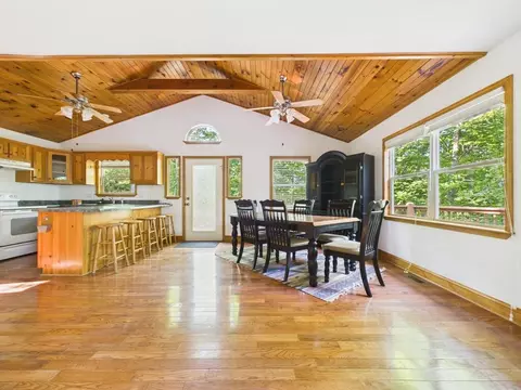 Dining - 121 High Ridge Rd, Murphy, NC 28906 photo 3 of 4