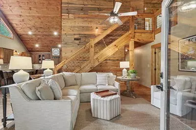 Living - 167 Anglers Loop, Blue Ridge, GA 30513 photo 3 of 5
