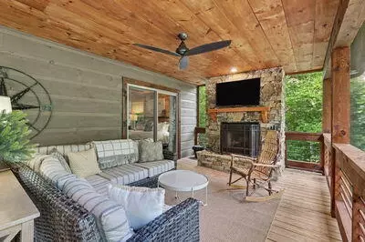 Exterior - 167 Anglers Loop, Blue Ridge, GA 30513 photo 6 of 19