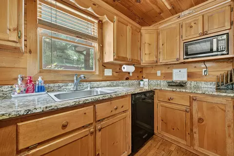 Kitchen - 220 Chat-a-while Ln, Morganton, GA 30560 photo 4 of 6