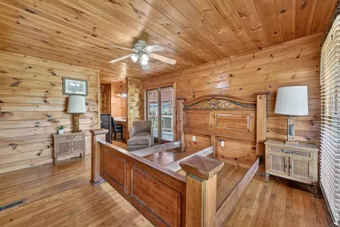 Bedroom - 220 Chat-a-while Ln, Morganton, GA 30560 photo 2 of 5