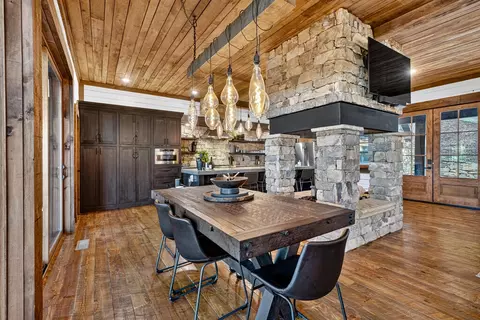 Dining - 224 Eagle Rdg, Morganton, GA 30560 photo 2 of 3
