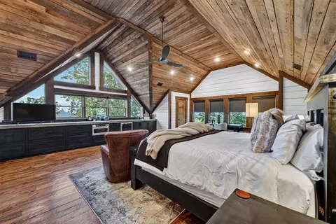 Bedroom - 224 Eagle Rdg, Morganton, GA 30560 photo 2 of 5