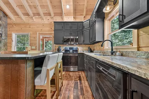 Kitchen - 407 Arrowhead Pass, Cherry Log, GA 30522 photo 4 of 5