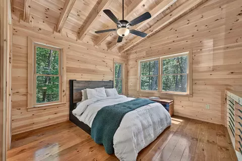 Bedroom - 407 Arrowhead Pass, Cherry Log, GA 30522 photo 2 of 3