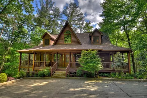 335 Goldmine Dr, Ellijay, GA 30536