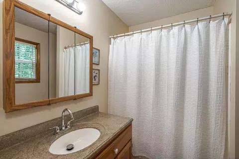 Bath - 55 Laurel Springs Dr, Murphy, NC 28906 photo 1 of 4