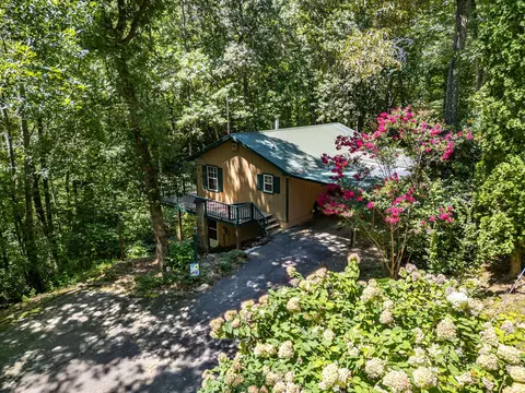 Exterior - 55 Laurel Springs Dr, Murphy, NC 28906 photo 10 of 11