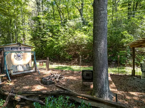 Exterior - 55 Laurel Springs Dr, Murphy, NC 28906 photo 6 of 11