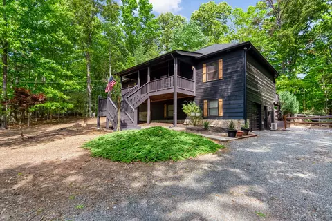 1514 Villa Dr, Ellijay, GA 30540