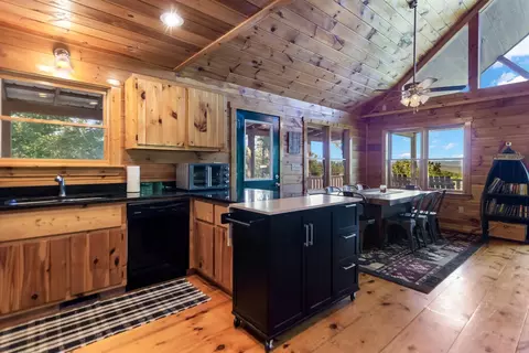 Kitchen - 20 Locust Pointe Trl, Murphy, NC 28906 photo 2 of 2