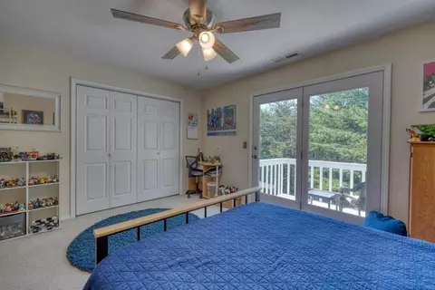Bedroom - 775 Hillside Dr, Warne, NC 28909 photo 6 of 9