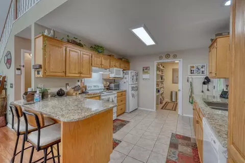 Kitchen - 775 Hillside Dr, Warne, NC 28909 photo 2 of 4