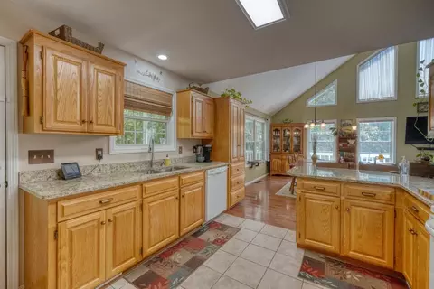 Kitchen - 775 Hillside Dr, Warne, NC 28909 photo 4 of 4
