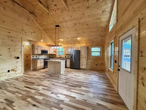 Kitchen - 83 Noelles Pass, Murphy, NC 28906 photo 1 of 5