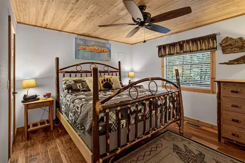 Bedroom - 96 Indigo Ridge Rd, Murphy, NC 28906 photo 2 of 10