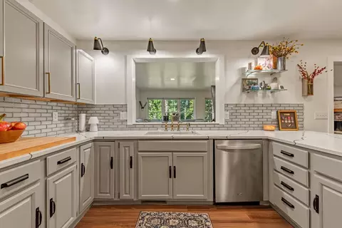 Kitchen - 30 Skyline Dr, Murphy, NC 28906 photo 7 of 8