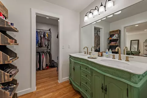 Bath - 30 Skyline Dr, Murphy, NC 28906 photo 5 of 7