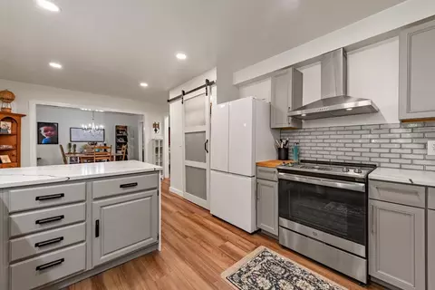 Kitchen - 30 Skyline Dr, Murphy, NC 28906 photo 2 of 8