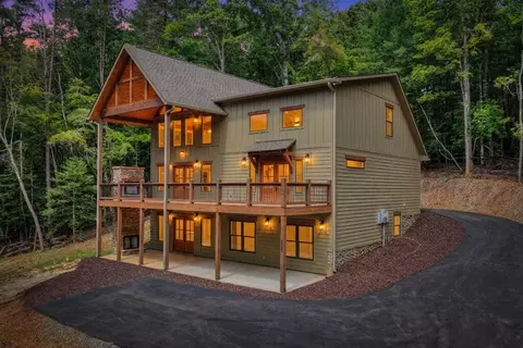 200 W Goldmine Rd, Ellijay, GA 30536