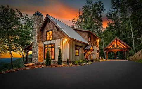 380 Utana Bluffs Trl, Ellijay, GA 30540