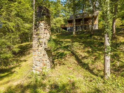 4126 Zion Hill Rd, Ellijay, GA 30540