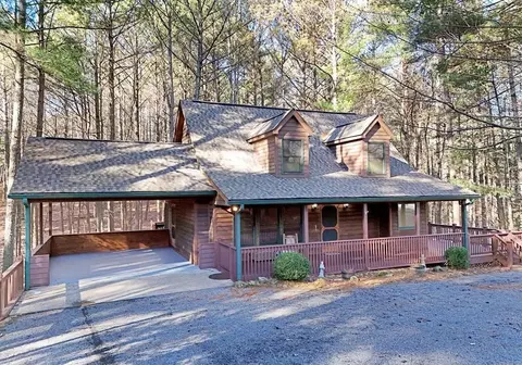 63 Misty Oaks Ct, Ellijay, GA 30536