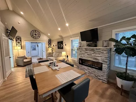 Dining - 610 E Second St, Blue Ridge, GA 30513 photo 1 of 1