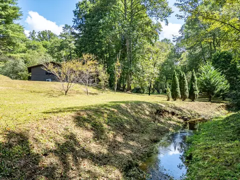 Exterior - 372 Hunter Rdg, Murphy, NC 28906 photo 10 of 24