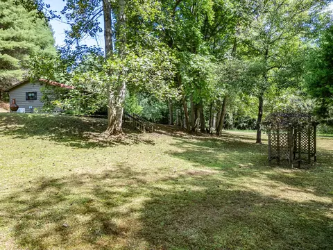 Exterior - 372 Hunter Rdg, Murphy, NC 28906 photo 11 of 24