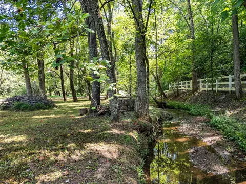 Exterior - 372 Hunter Rdg, Murphy, NC 28906 photo 12 of 24