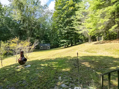 Exterior - 372 Hunter Rdg, Murphy, NC 28906 photo 7 of 24