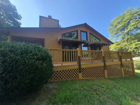 Exterior - 33 Field Crest Dr, Murphy, NC 28906 photo 8 of 8