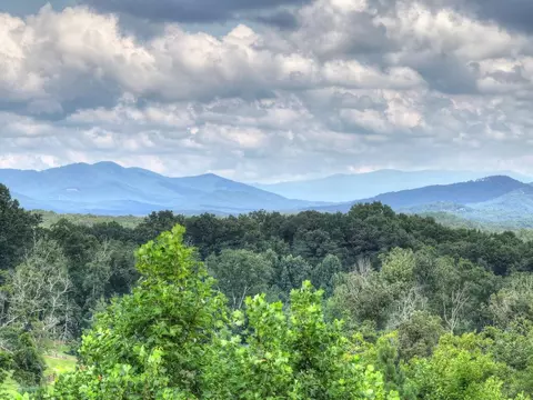 78 Longview Ln, Blue Ridge, GA 30513