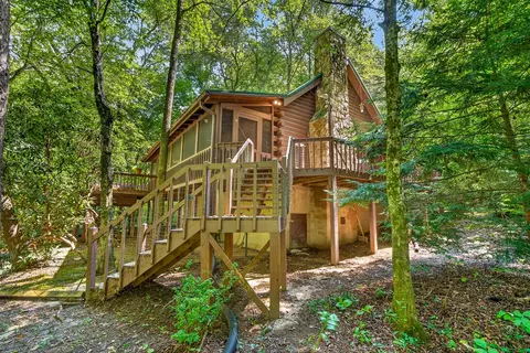 48 Riverwood Trl, Ellijay, GA 30536
