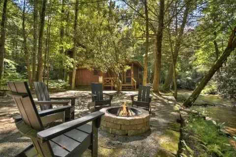5757 Old Bucktown Rd, Ellijay, GA 30536