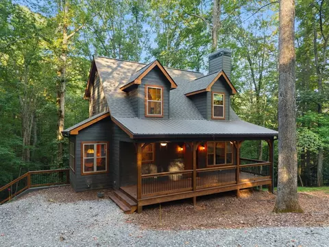 152 Cherry Ct, Ellijay, GA 30540