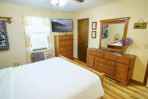 Bedroom - 45 Black Bear Trce, Murphy, NC 28906 photo 2 of 6