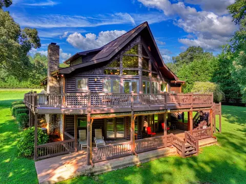 Exterior - 43 Devils Den Overlook, Epworth, GA 30541 photo 1 of 16