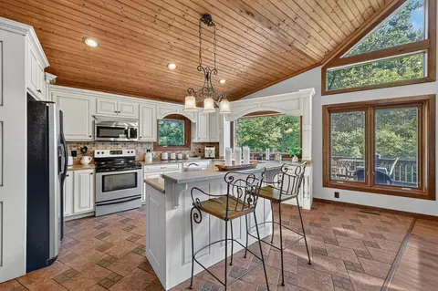 Kitchen - 43 Devils Den Overlook, Epworth, GA 30541 photo 2 of 10