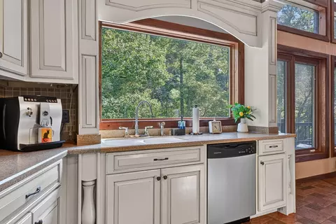 Kitchen - 43 Devils Den Overlook, Epworth, GA 30541 photo 3 of 10