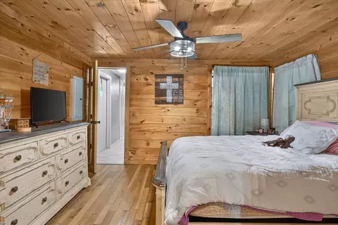 Bedroom - 357 Wise Rd, Morganton, GA 30560 photo 2 of 6