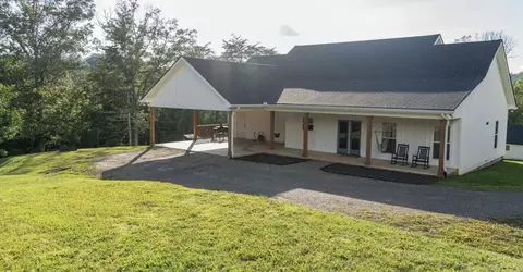 Exterior - 162 Joshua Hl, Murphy, NC 28906 photo 4 of 12