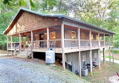 747 Matrix Ln, Ellijay, GA 30540