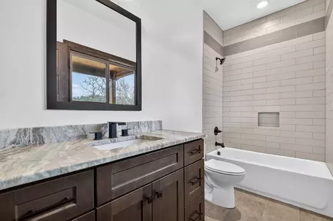 Bath - 232 Red Tail Ln, Morganton, GA 30560 photo 1 of 4