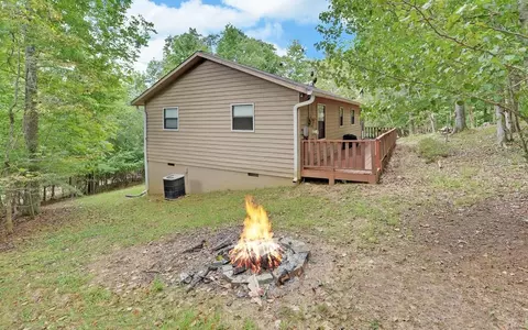 Exterior - 550 Evans Hollow Rd, Murphy, NC 28906 photo 5 of 8